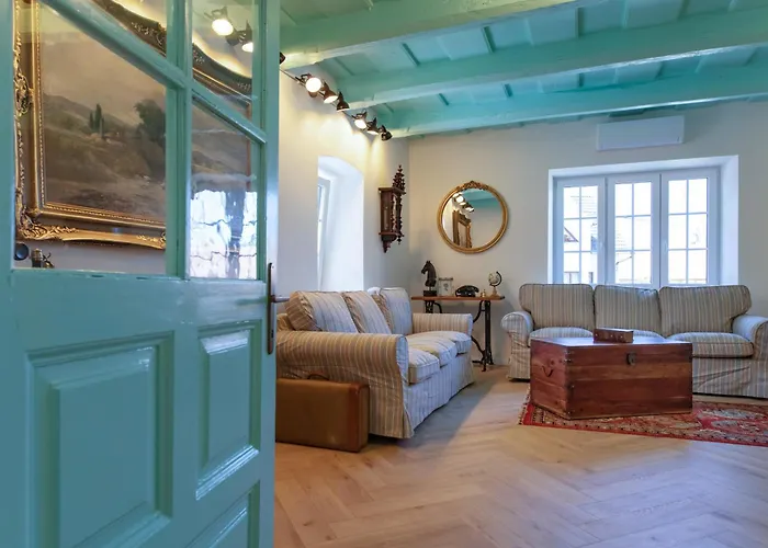 Aranypatko Vendeghaz *